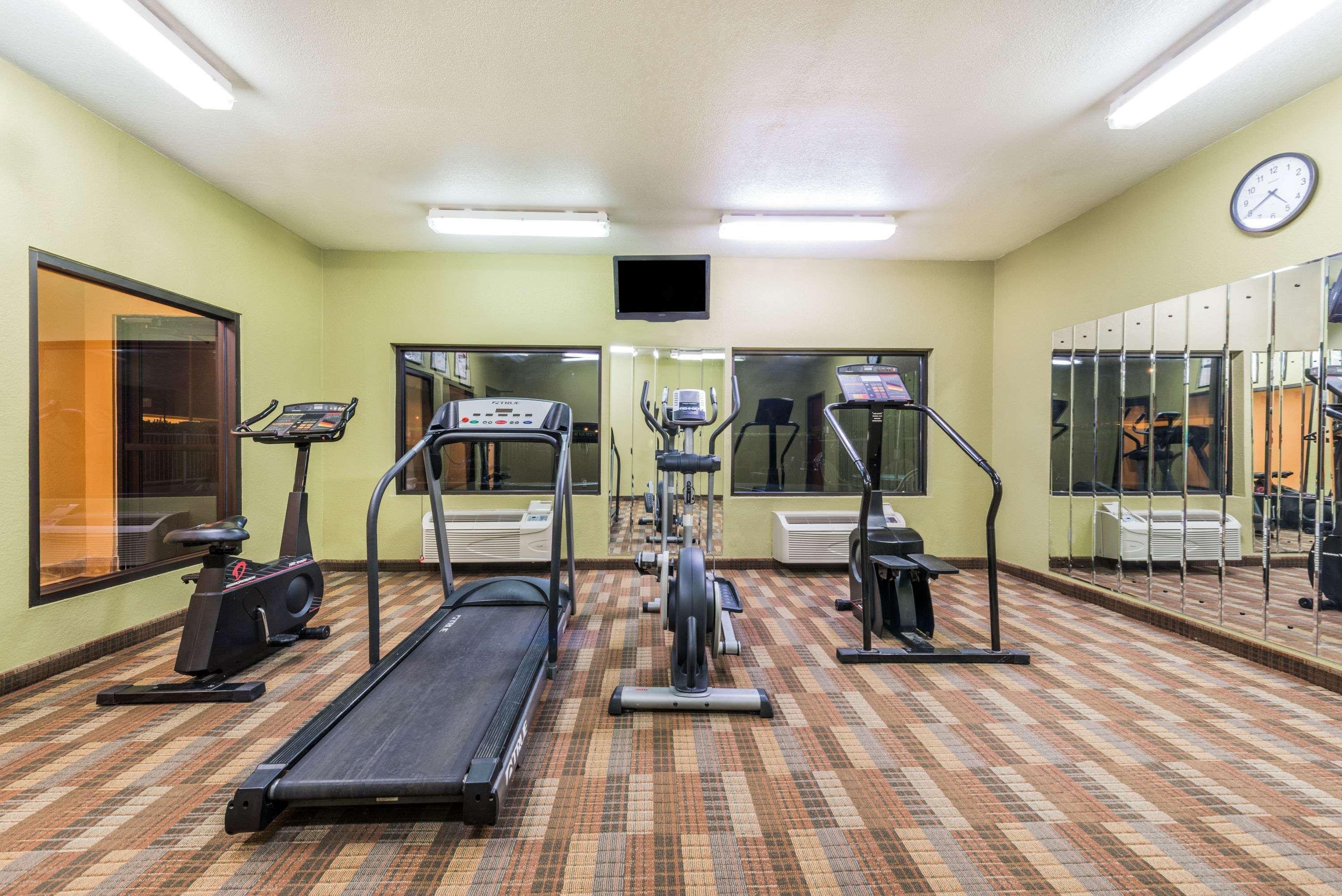 Super 8 By Wyndham Fort Worth North Экстерьер фото