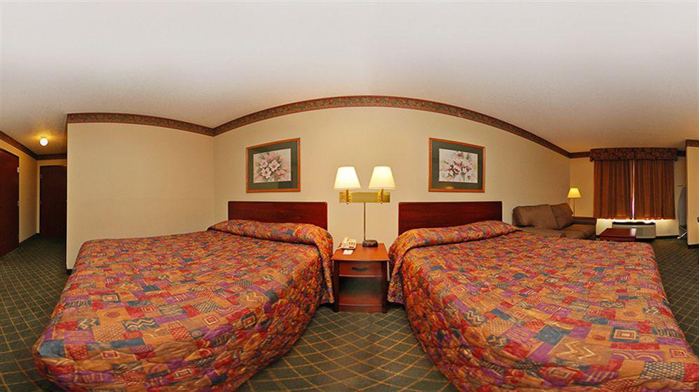 Super 8 By Wyndham Fort Worth North Экстерьер фото